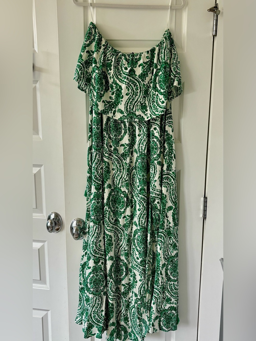 Aakaa Green and White Paisley Maxi Dress